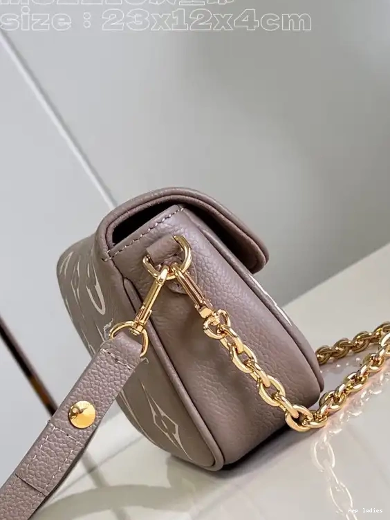 Cheap Ivy-23.5*12*4.3cm LOUIS Chain VUITTON on Wallet 0501